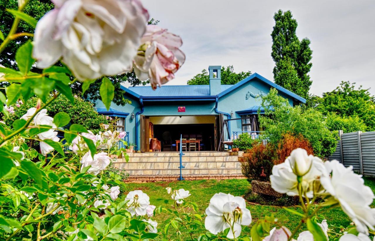 Die Blou Huis Clarens Esterno foto
