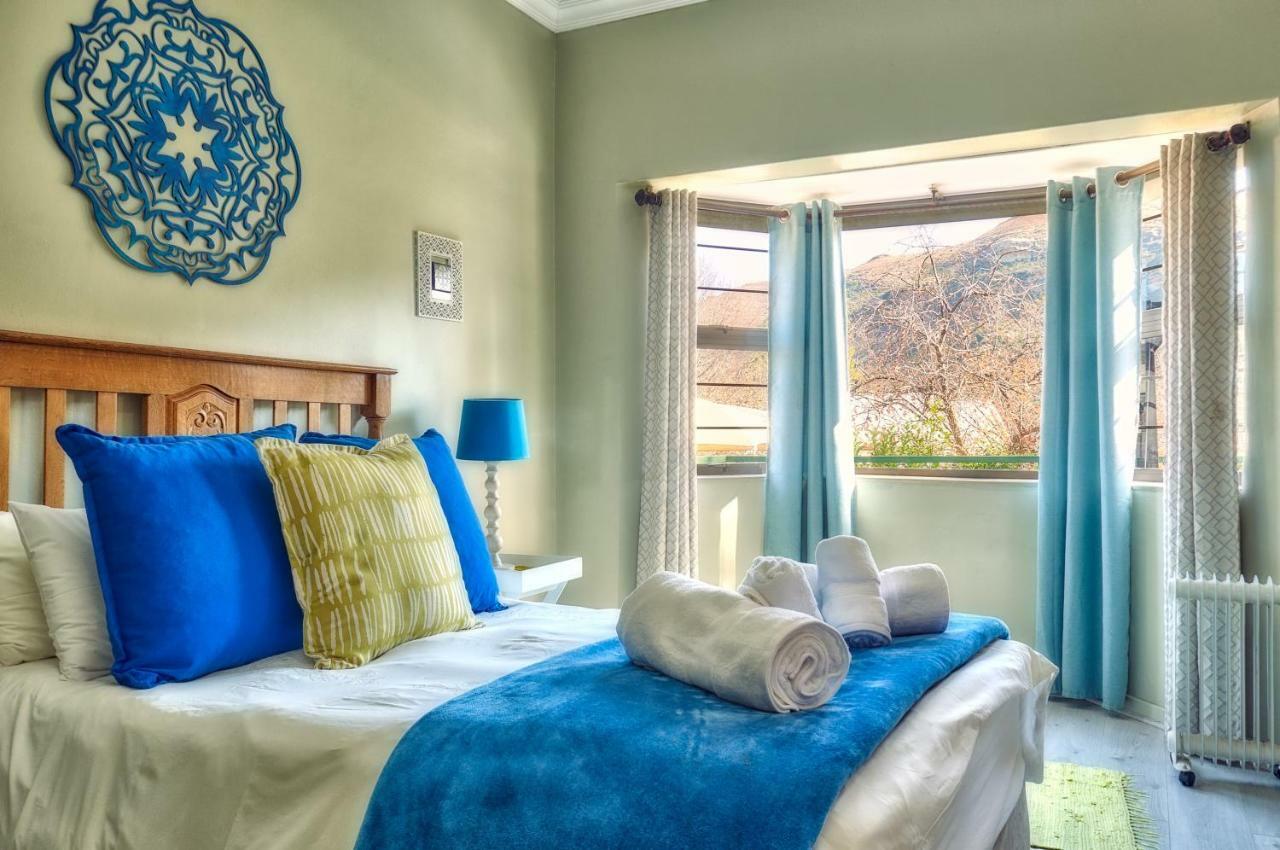 Die Blou Huis Clarens Esterno foto